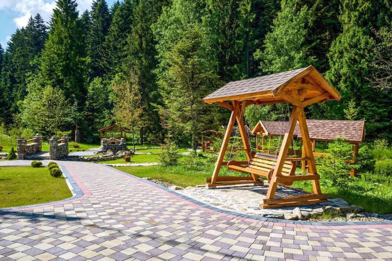 Любокрай Готельно-Відпочинковий Комплекс Skhidnytsia Esterno foto